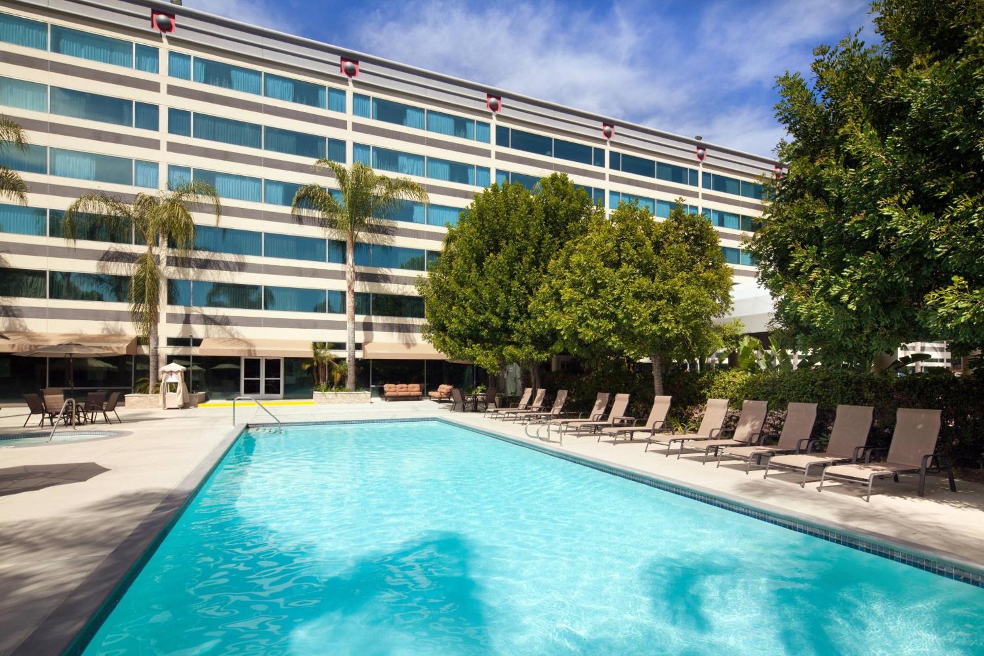 Sheraton Ontario Airport Hotel מראה חיצוני תמונה