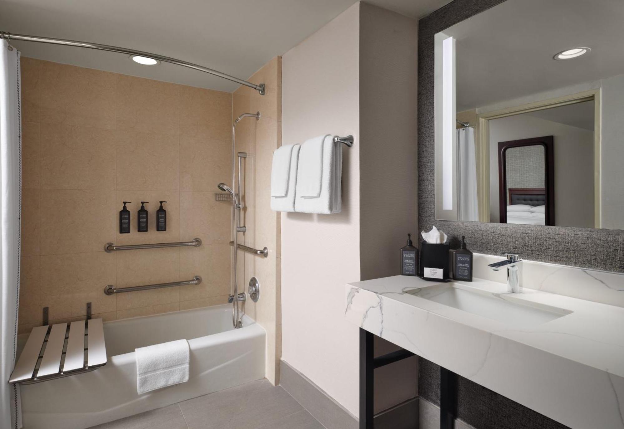 Sheraton Ontario Airport Hotel מראה חיצוני תמונה