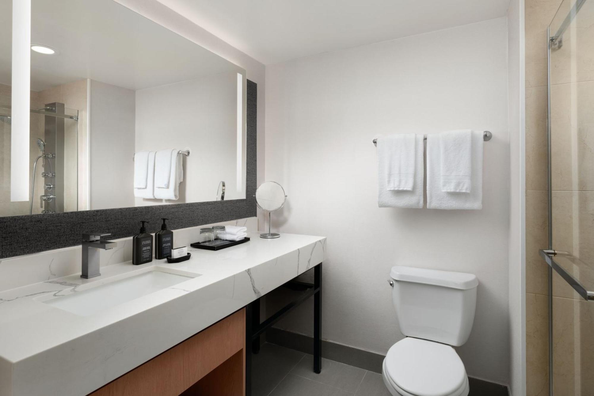 Sheraton Ontario Airport Hotel מראה חיצוני תמונה